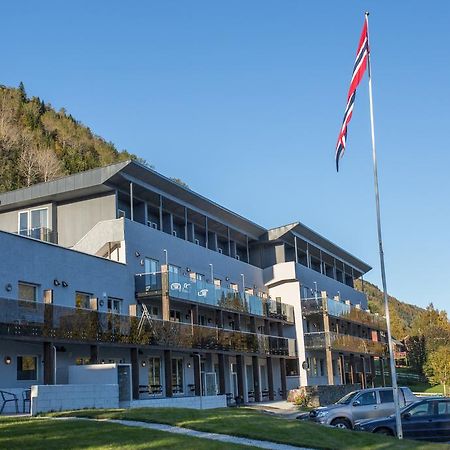 Oppheim Hotel & Resort Voss Экстерьер фото